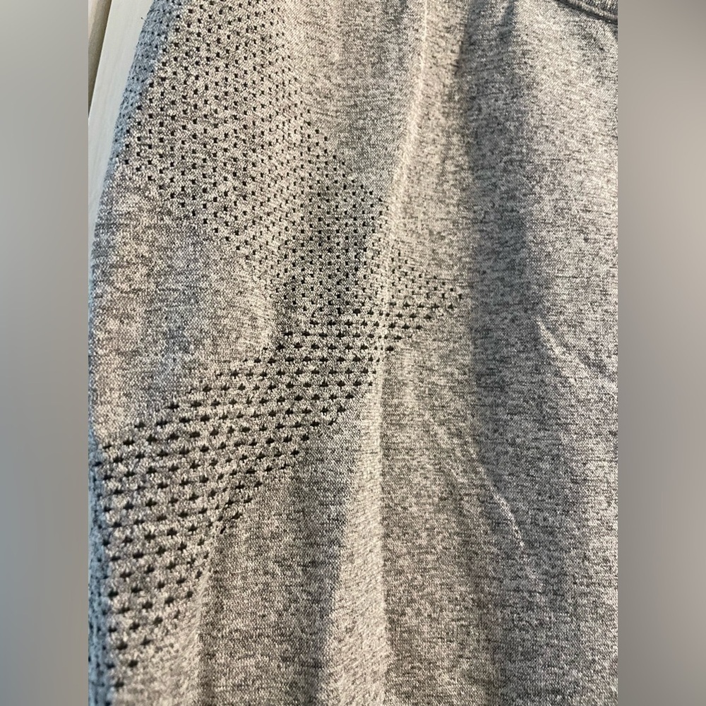 New Balance Racerback Tank - Picture 3 of 4